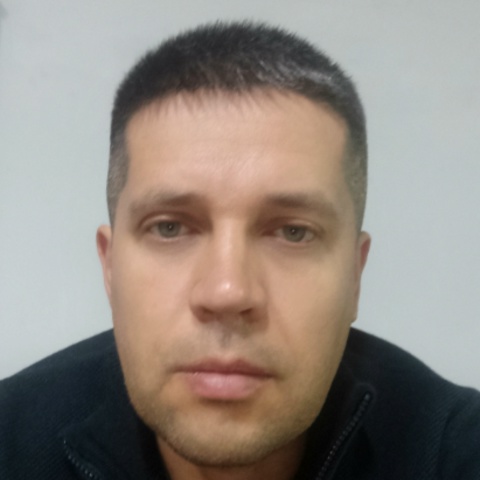 Максим